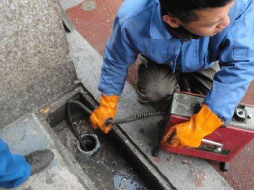 互助疏通下水道